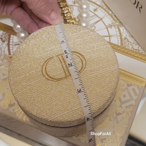 Dior - Picture 14 of 16